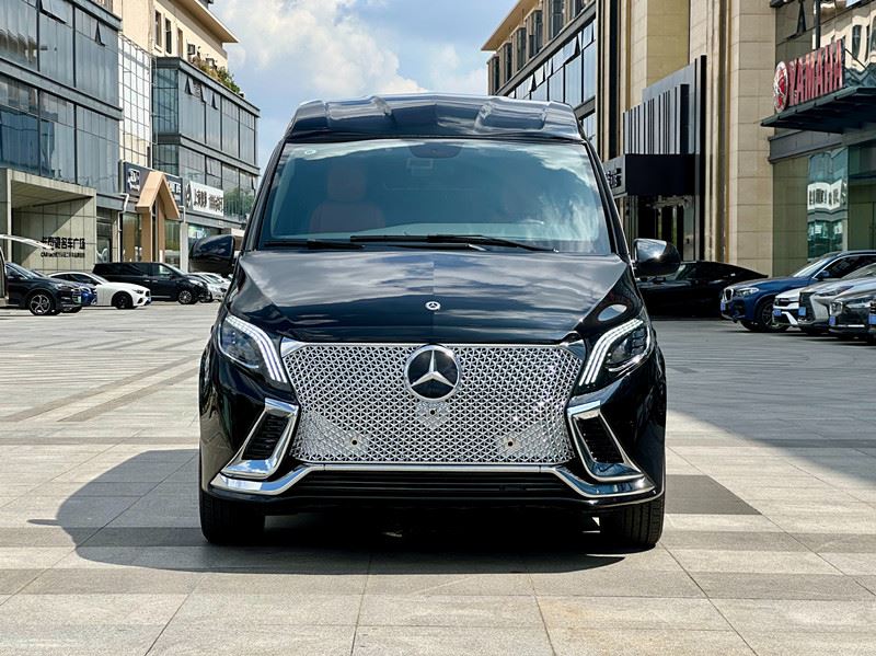 Mercedes-Benz2.0T Business 8 vietīgs